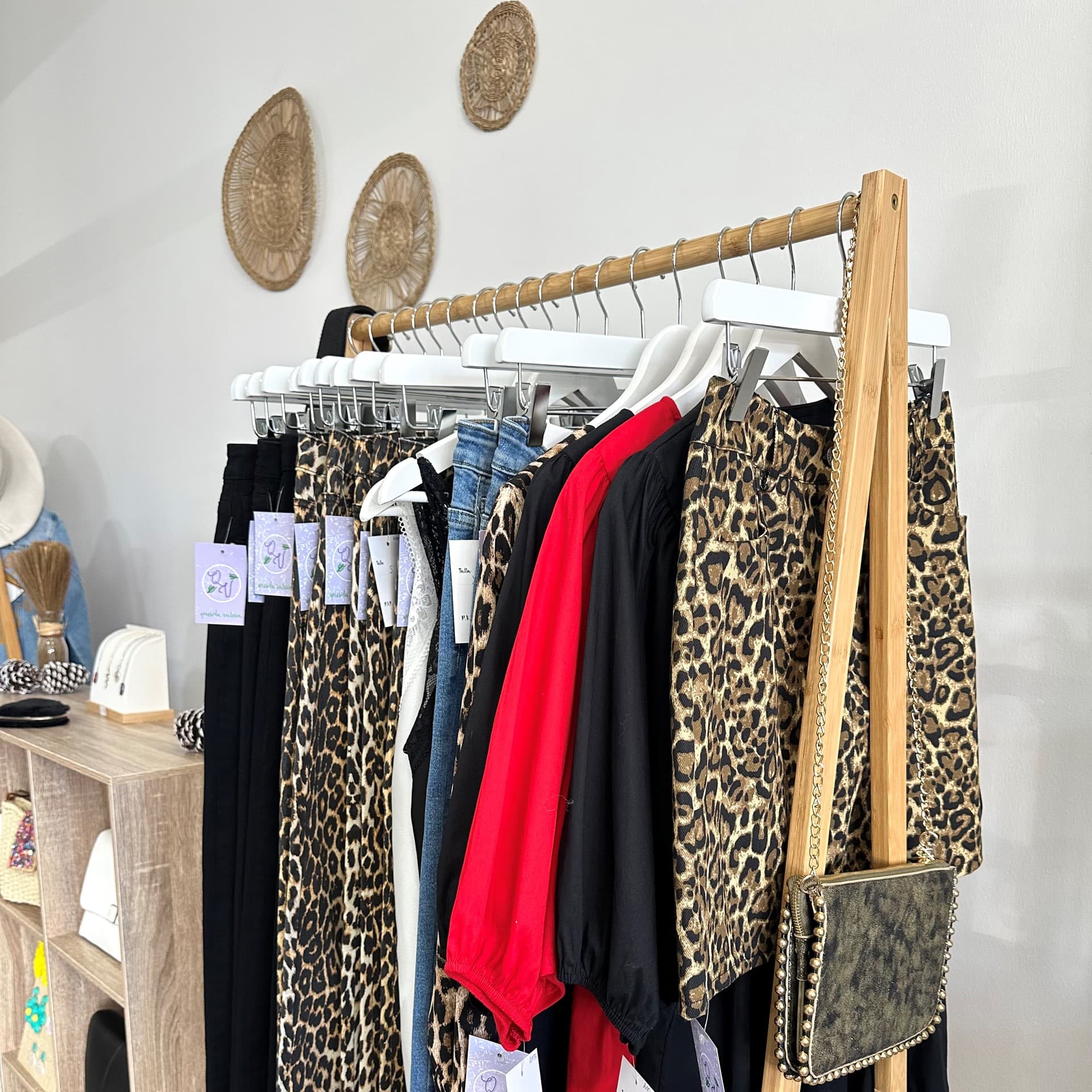 Ropa de mujer en Vilanova de Arousa
