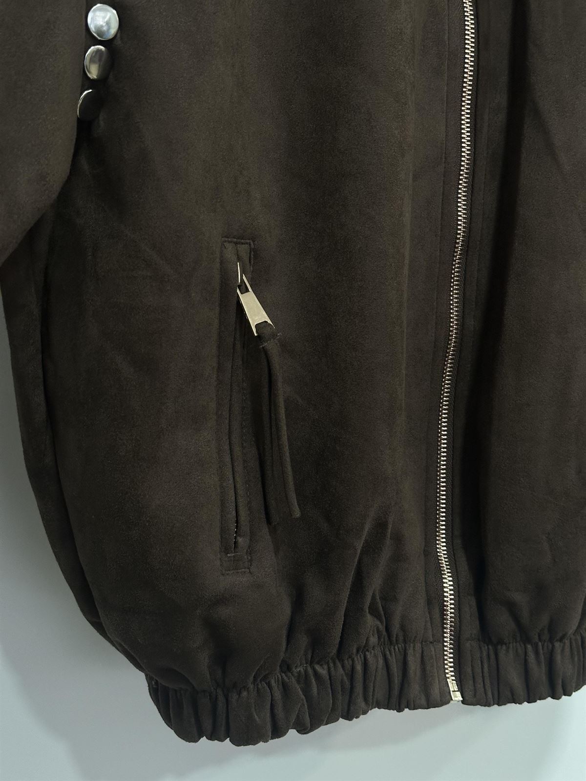 BOMBER CHOCOLATE TACHUELAS - Imagen 3