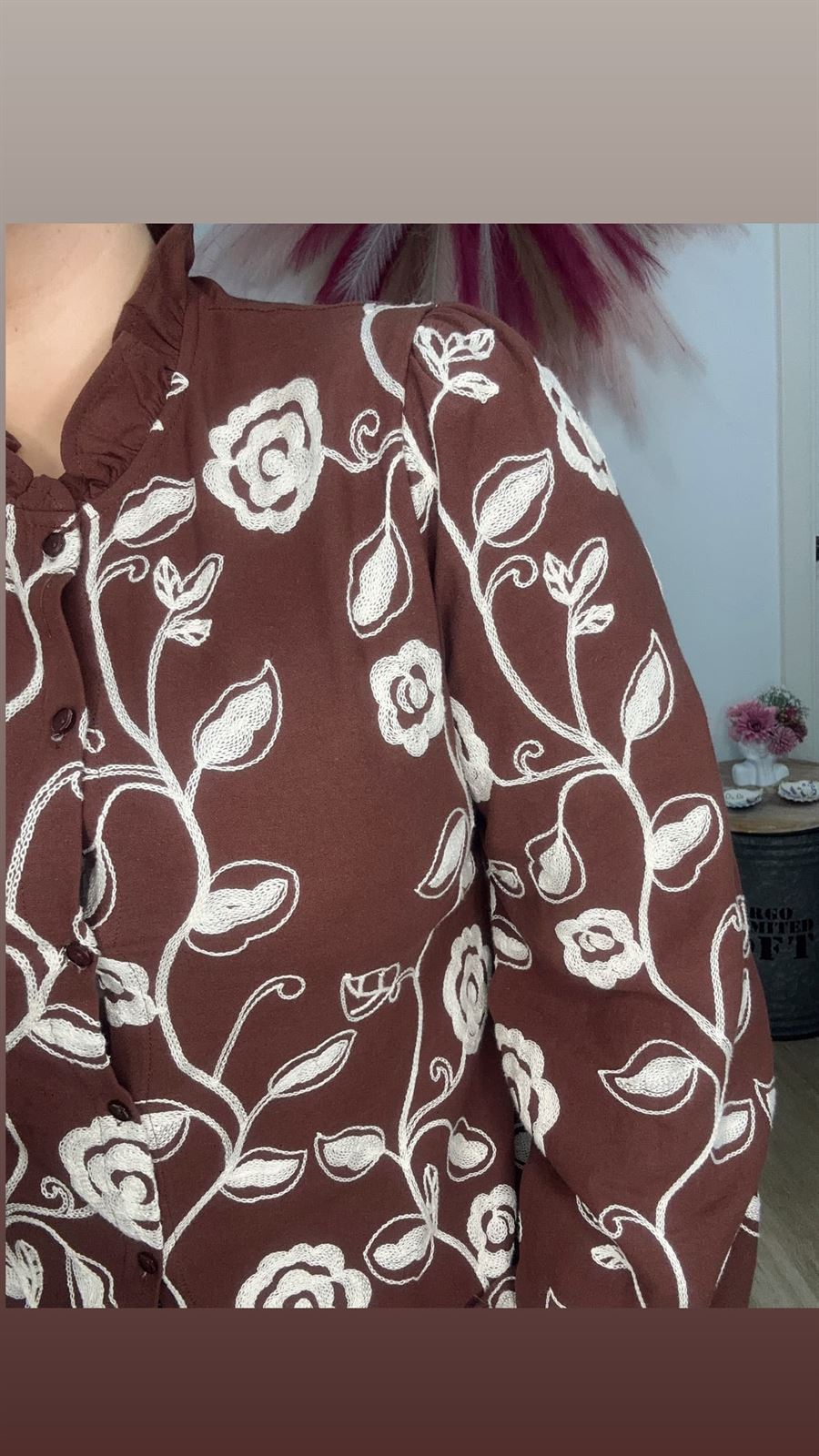 CAMISA CHOCOLATE BORDADA - Imagen 3