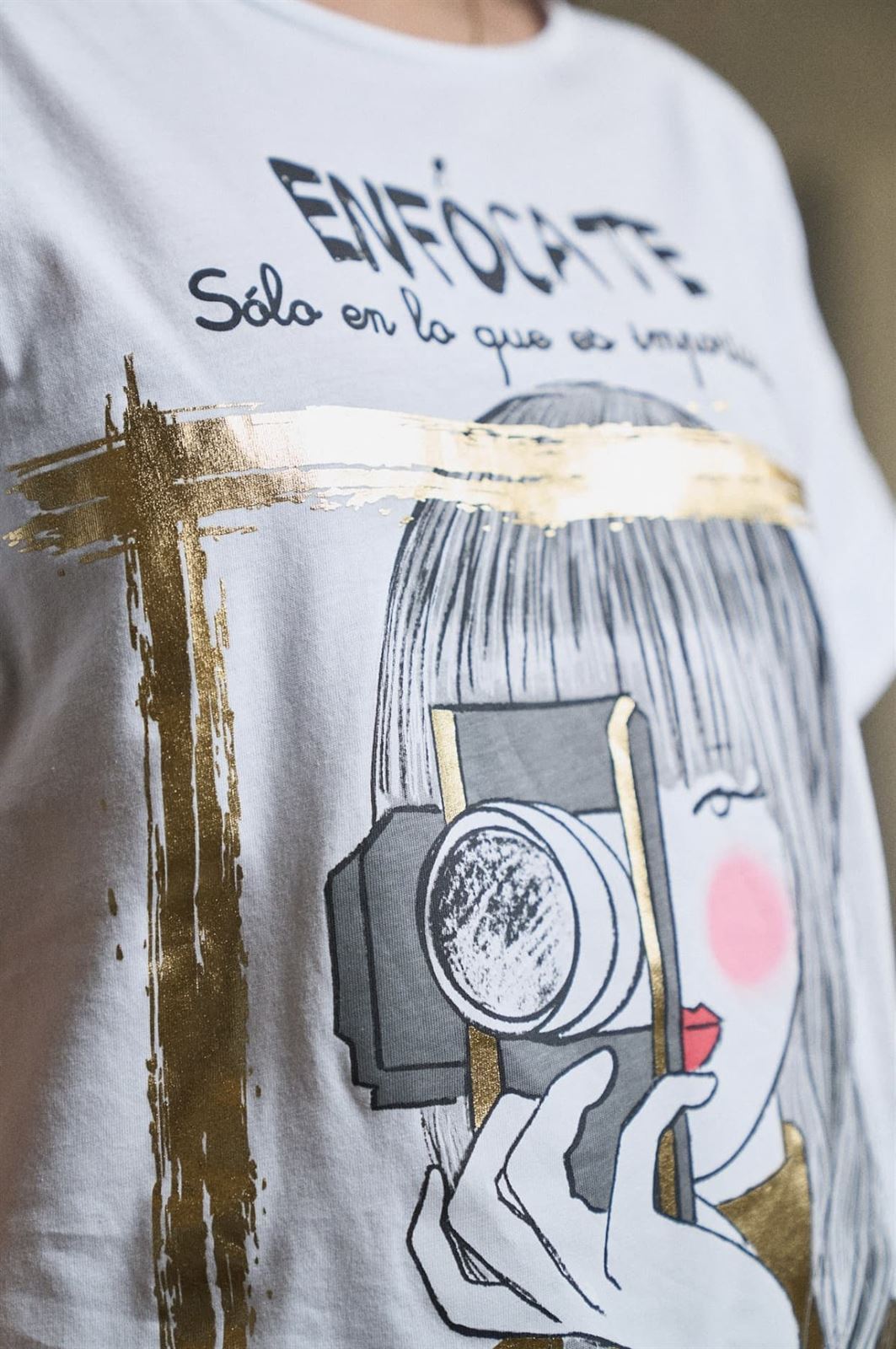 CAMISETA FOCUS ANABEL LEE - Imagen 4