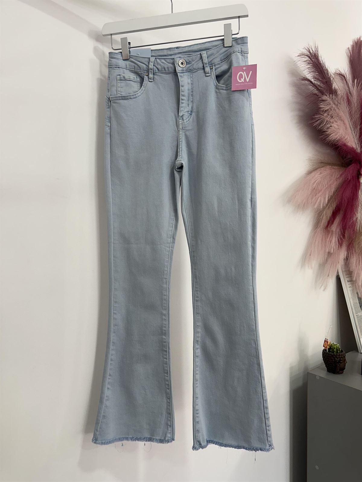 PANTALÓN FLARE AZUL BEBÉ - Imagen 1