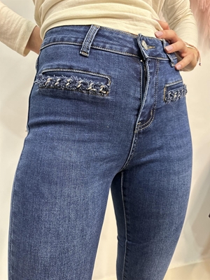 PANTALÓN VAQUERO CAMPANA DETALLE BOLSILLO - Imagen 1