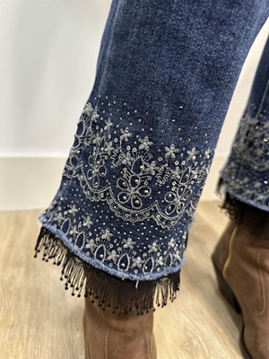 PANTALÓN VAQUERO FLARE FLECOS Y STRASS - Imagen 2