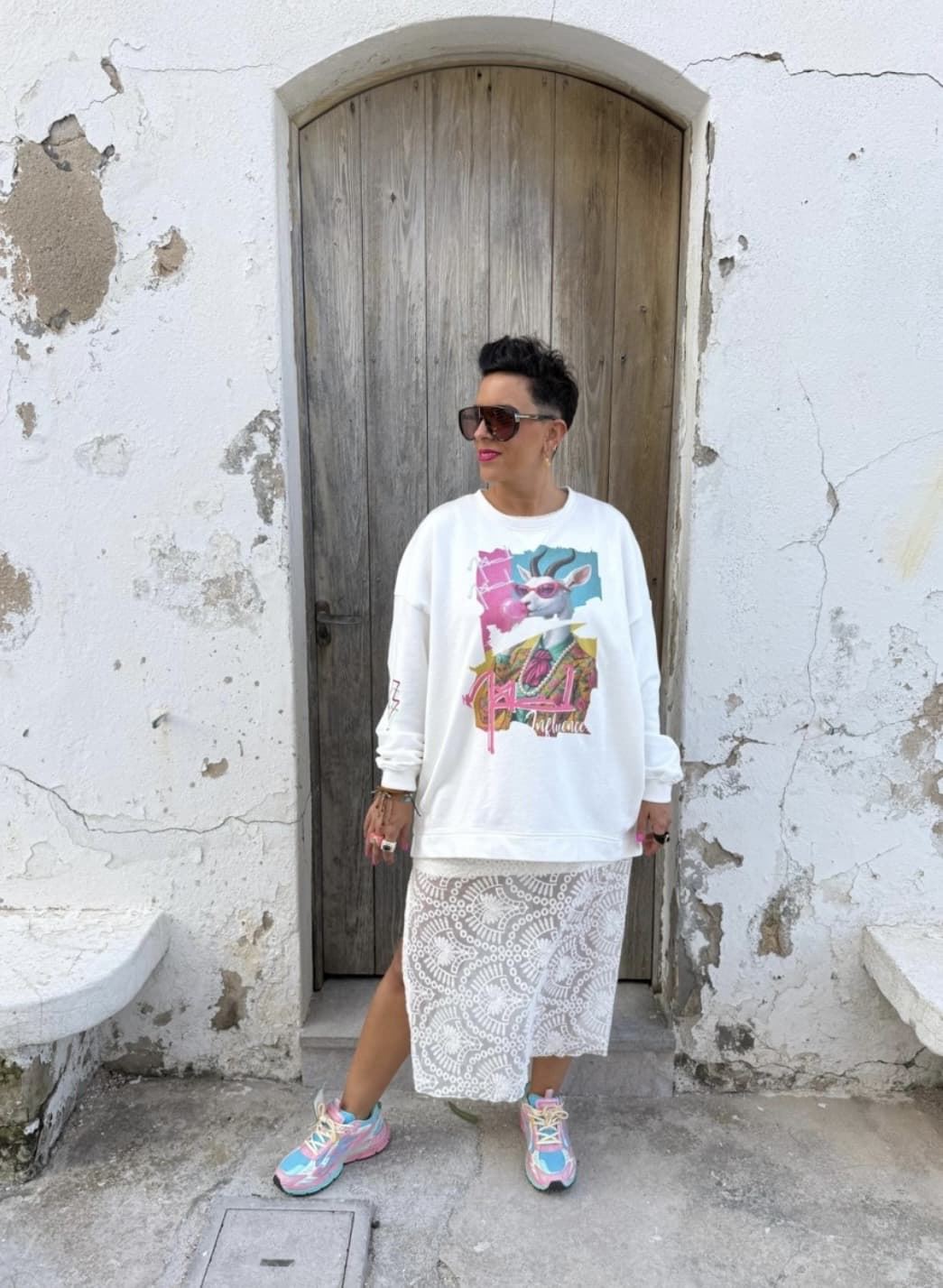 SUDADERA CABRA MAD INFLUENCE - Imagen 2