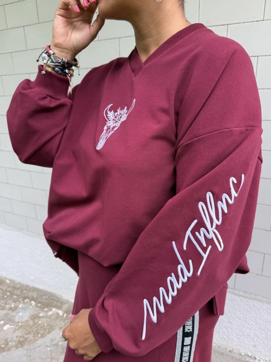 SUDADERA GRANATE MAD INFLUENCE - Imagen 3