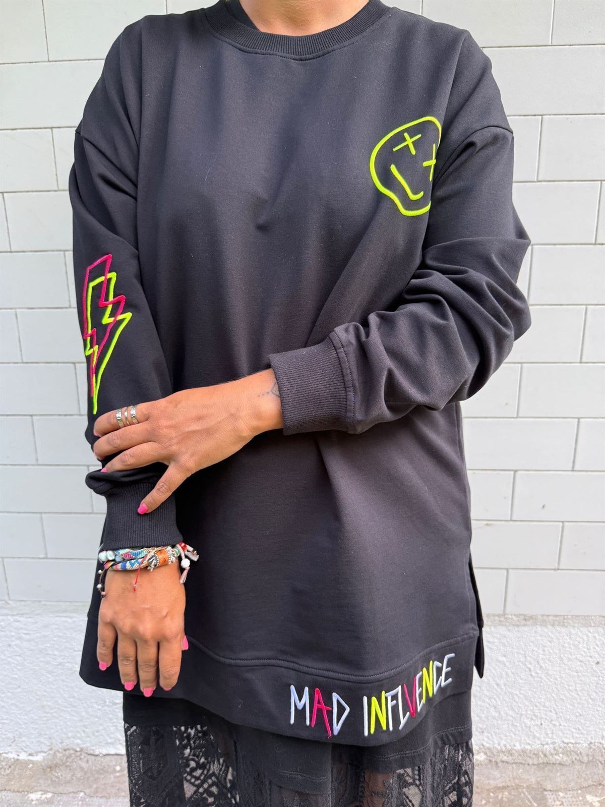 SUDADERA SMILE MAD INFLUENCE - Imagen 1