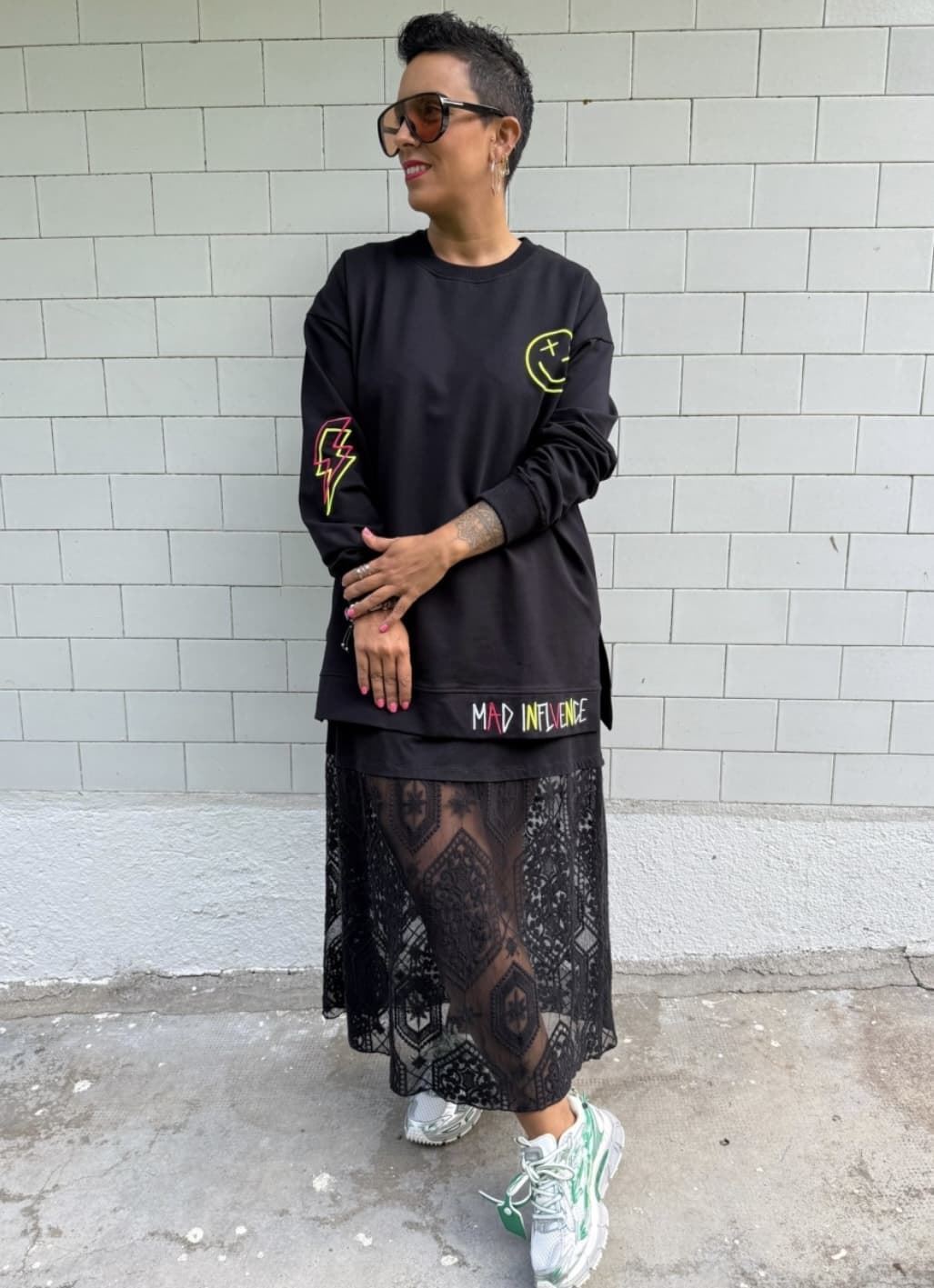 SUDADERA SMILE MAD INFLUENCE - Imagen 2