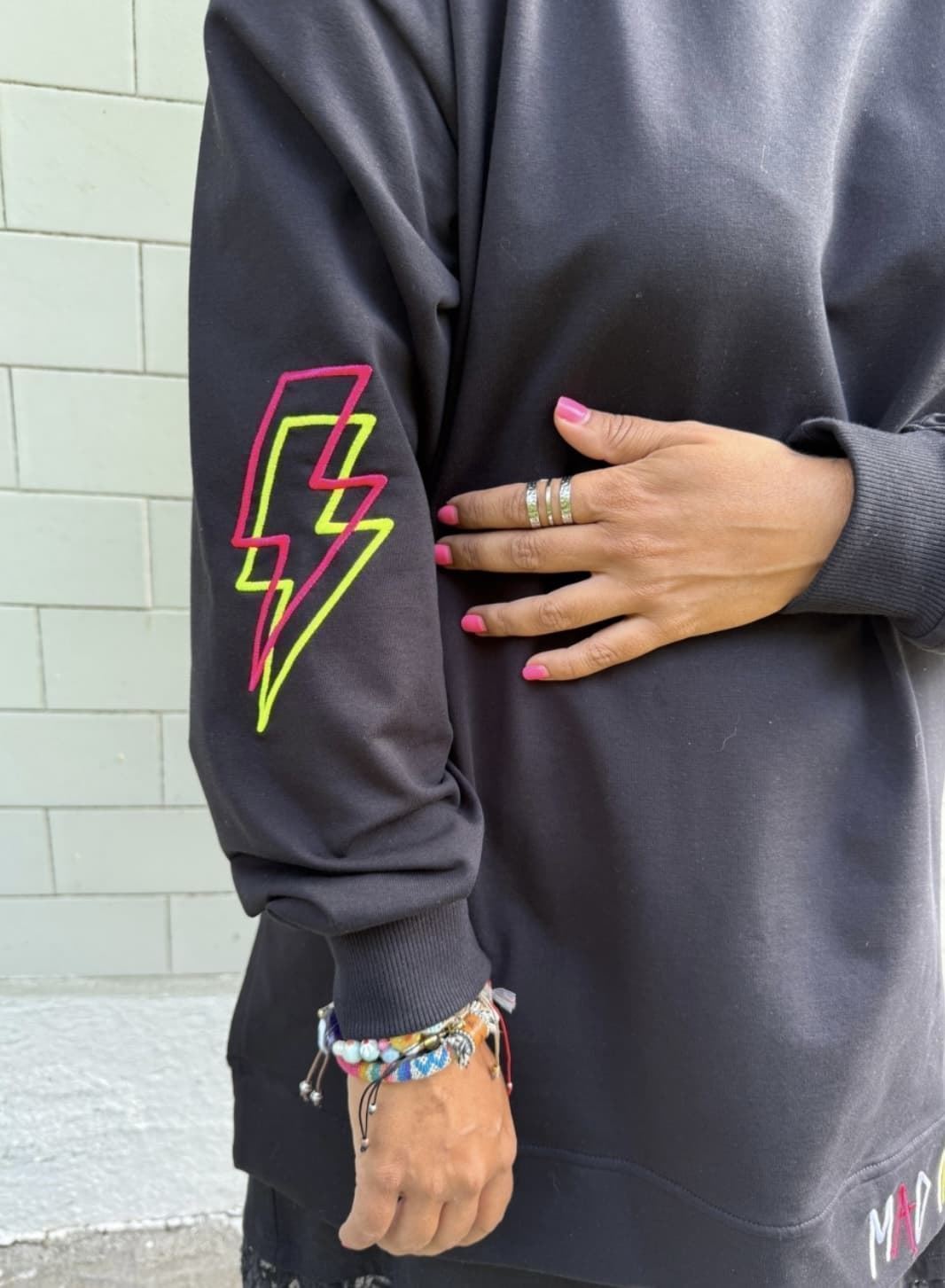 SUDADERA SMILE MAD INFLUENCE - Imagen 3