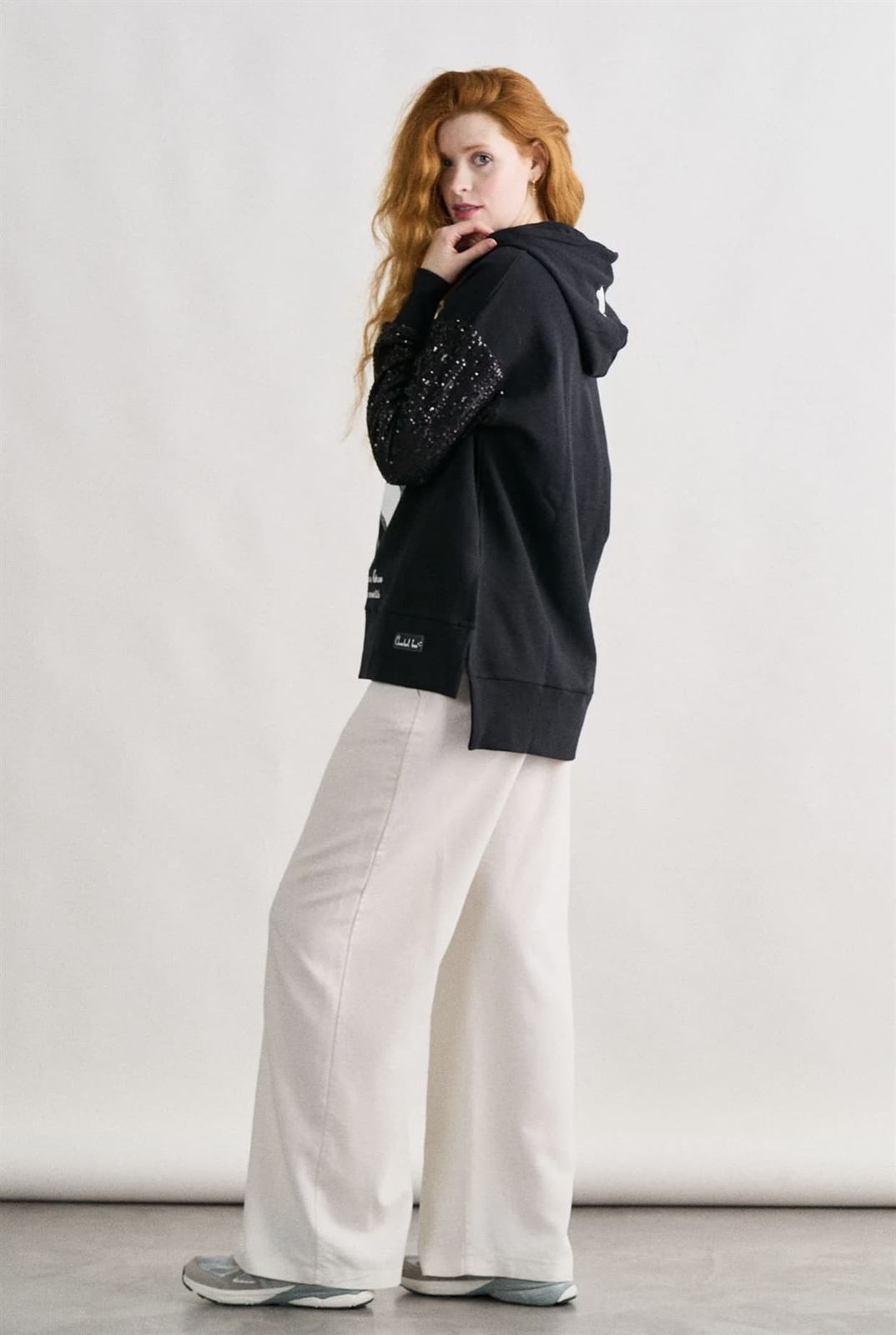 SUDADERA SUPERHEROÍNA ANABEL LEE - Imagen 12