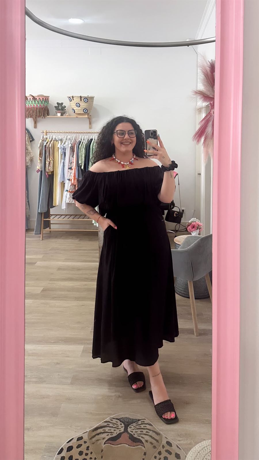 VESTIDO CUELLO BARCO NEGRO - Imagen 1